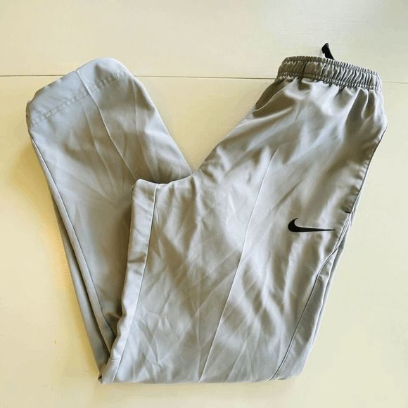 NEW Mens Small NIKE DRI-FIT Track Pants Pockets Adjustable Leg 688497-065 Gray - Picture 3 of 4